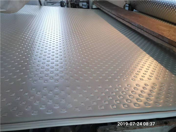 PE板材質(zhì)優(yōu)勢用于各個(gè)行業(yè)